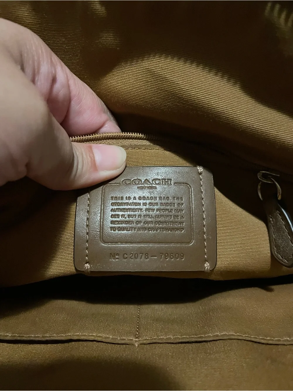 Project! Coach White Signature Tote Bag with Gold Hardware